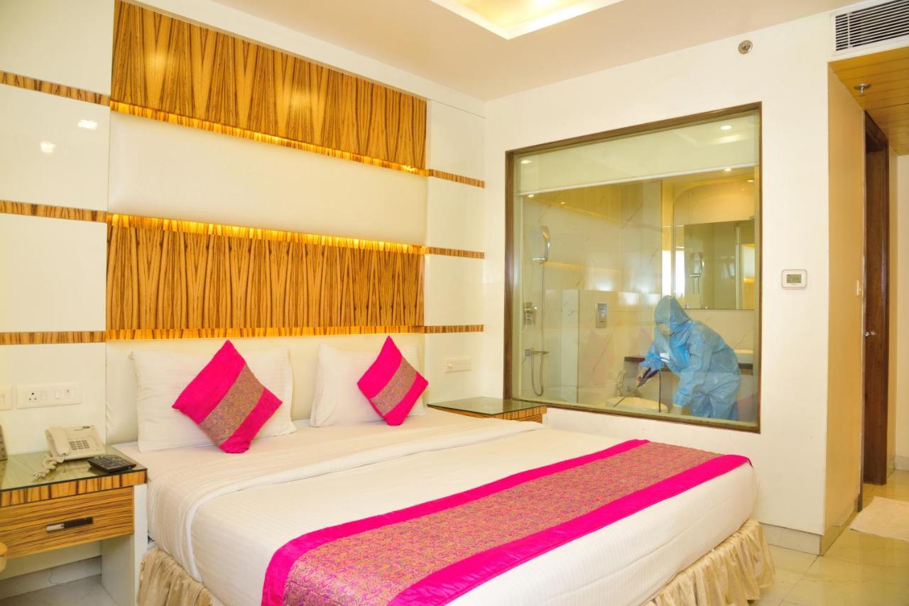 Hotel Aman Continental - 2Mins From Railway Station And 5 Mins From Metro Nuova Delhi Esterno foto
