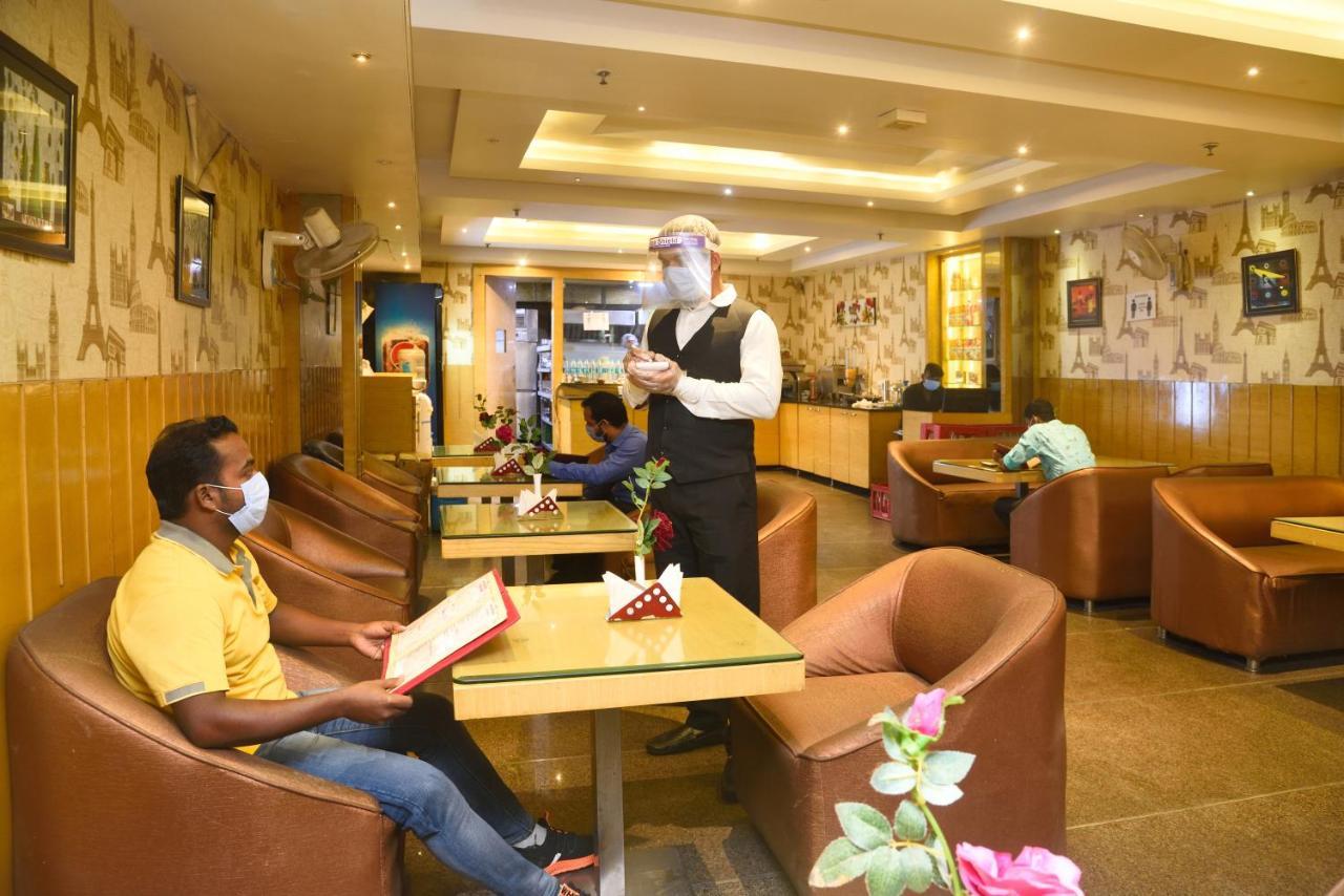 Hotel Aman Continental - 2Mins From Railway Station And 5 Mins From Metro Nuova Delhi Esterno foto