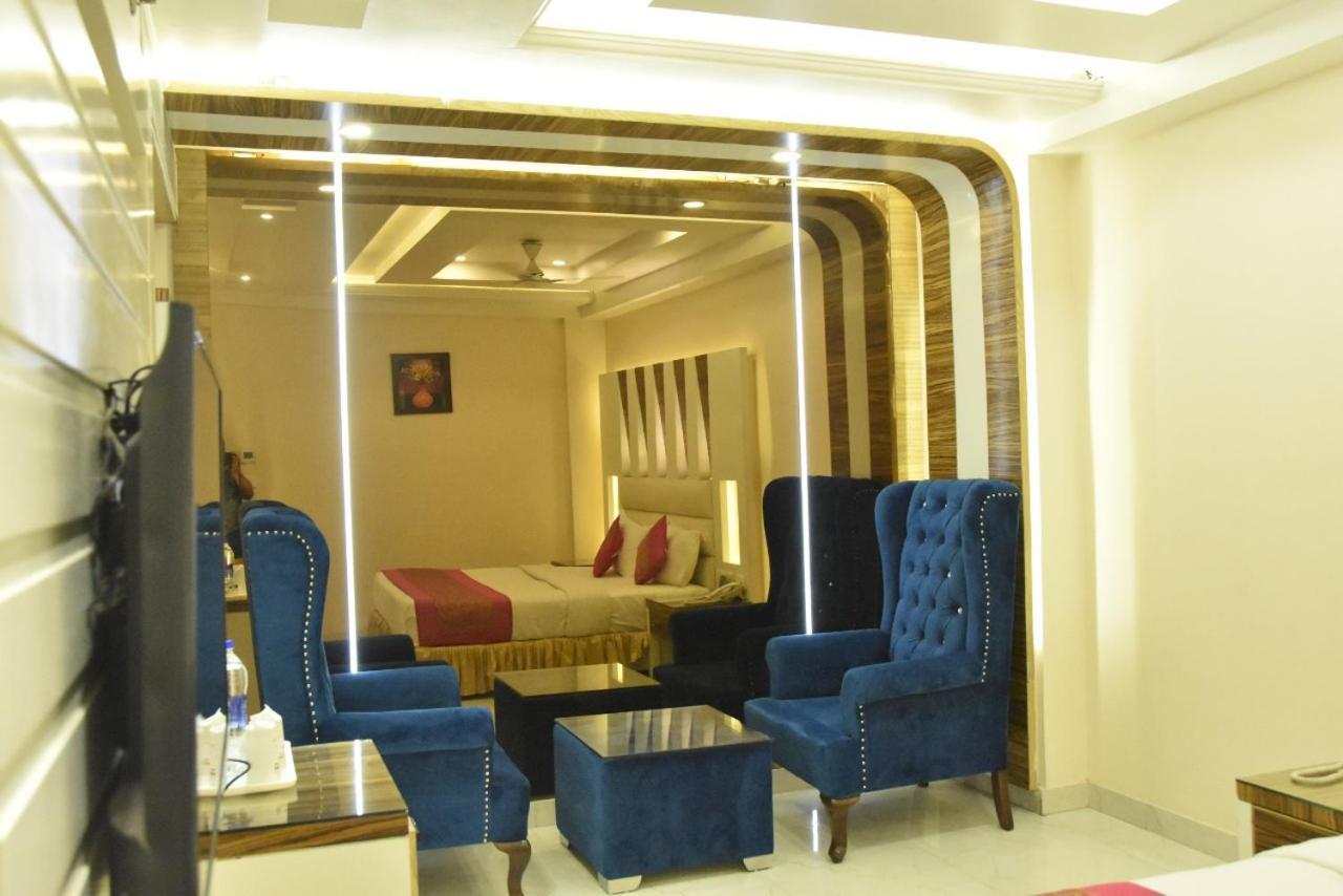 Hotel Aman Continental - 2Mins From Railway Station And 5 Mins From Metro Nuova Delhi Esterno foto