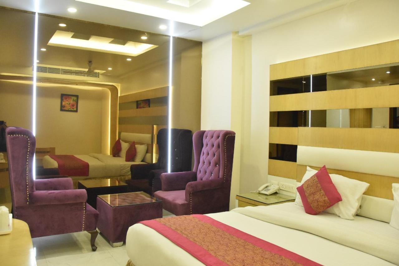 Hotel Aman Continental - 2Mins From Railway Station And 5 Mins From Metro Nuova Delhi Esterno foto