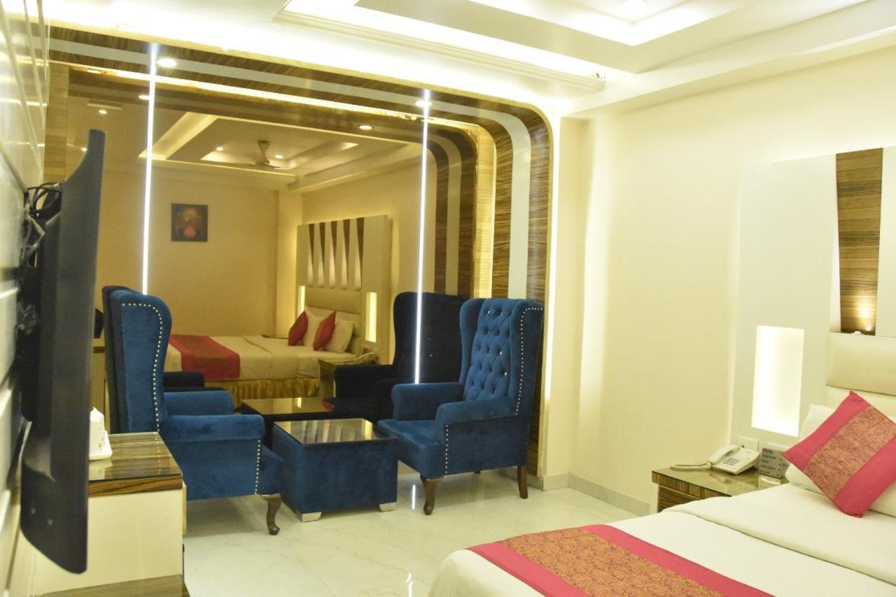 Hotel Aman Continental - 2Mins From Railway Station And 5 Mins From Metro Nuova Delhi Esterno foto