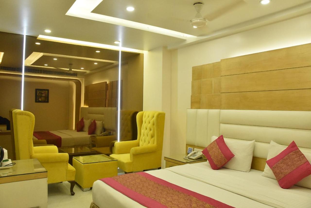 Hotel Aman Continental - 2Mins From Railway Station And 5 Mins From Metro Nuova Delhi Esterno foto