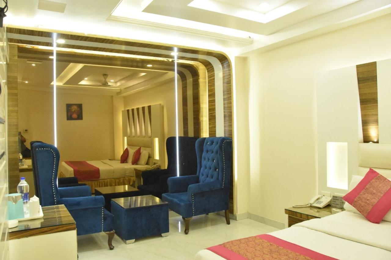 Hotel Aman Continental - 2Mins From Railway Station And 5 Mins From Metro Nuova Delhi Esterno foto