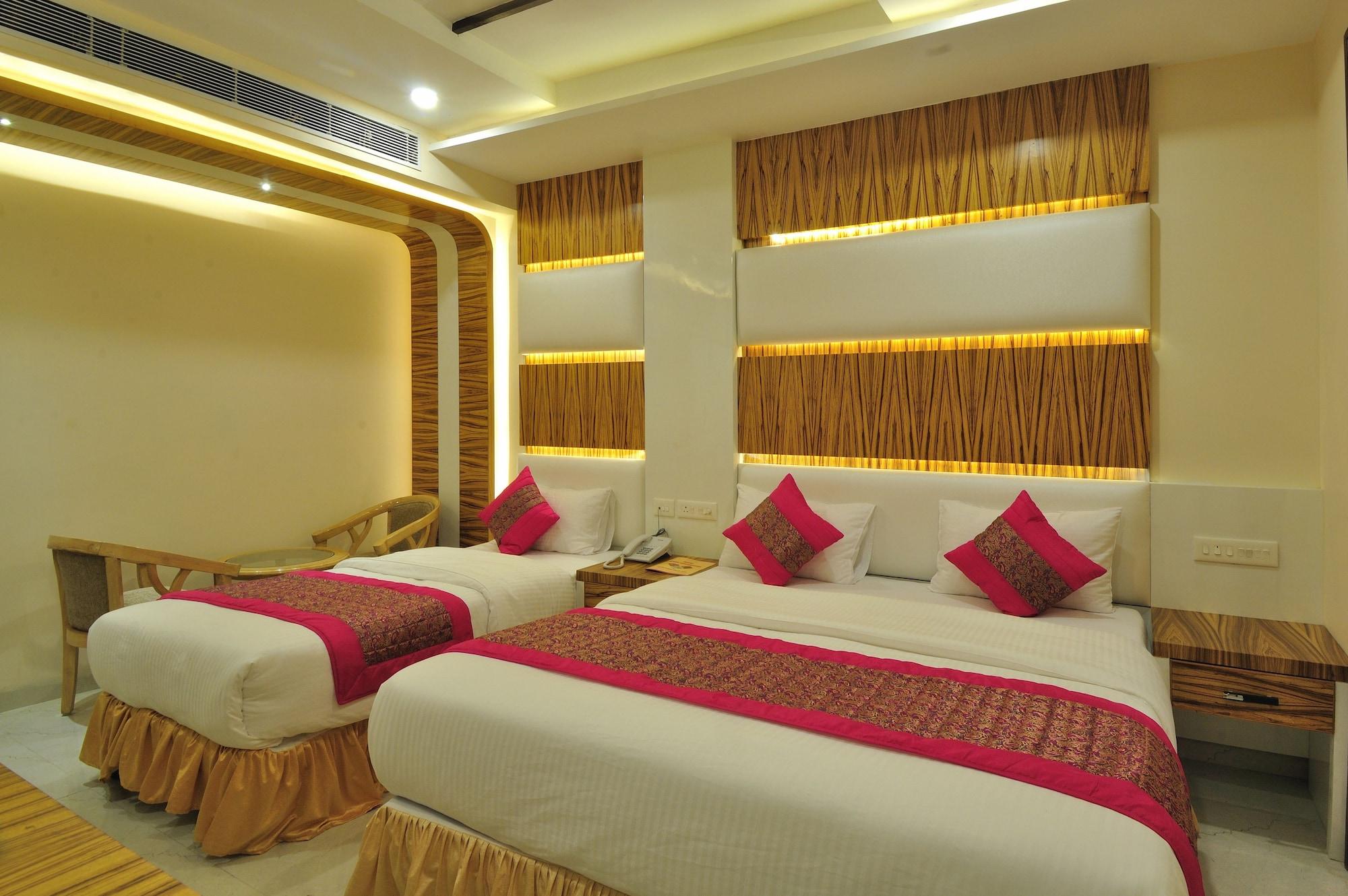 Hotel Aman Continental - 2Mins From Railway Station And 5 Mins From Metro Nuova Delhi Esterno foto