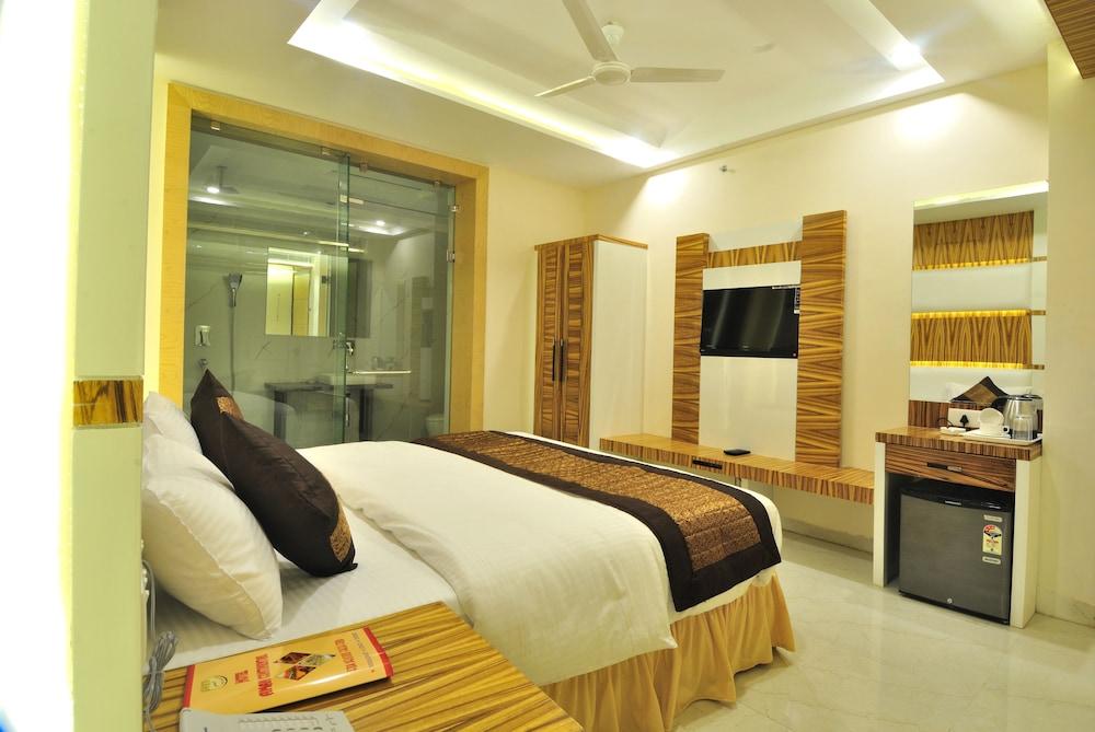 Hotel Aman Continental - 2Mins From Railway Station And 5 Mins From Metro Nuova Delhi Esterno foto