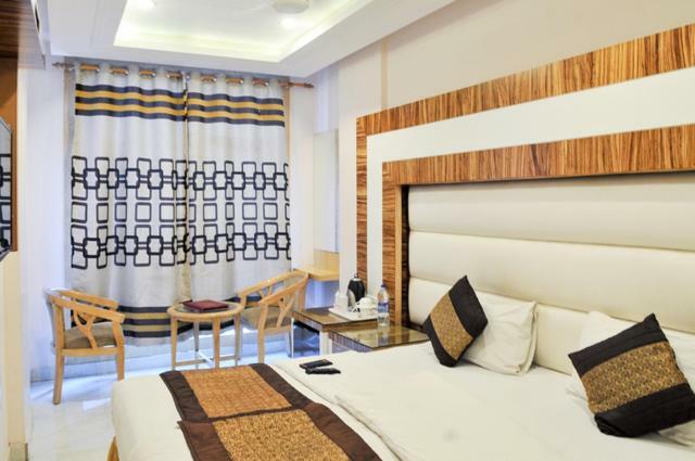 Hotel Aman Continental - 2Mins From Railway Station And 5 Mins From Metro Nuova Delhi Esterno foto